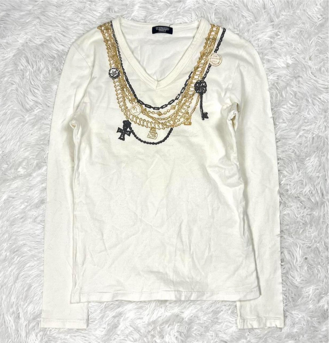 Tornado Mart Necklace Long Sleeve Shirt